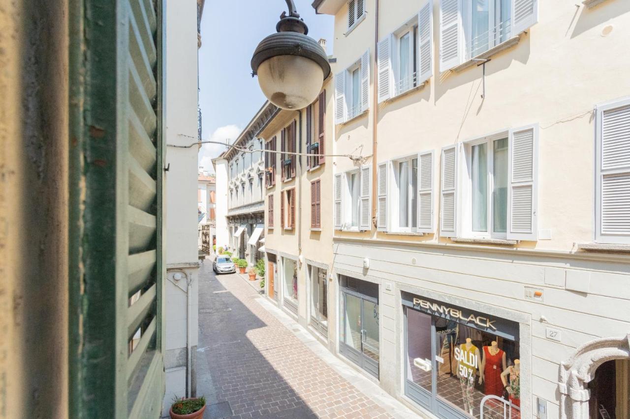 Da Pia In Historycal Como City Centre By Rent All Como Exterior photo